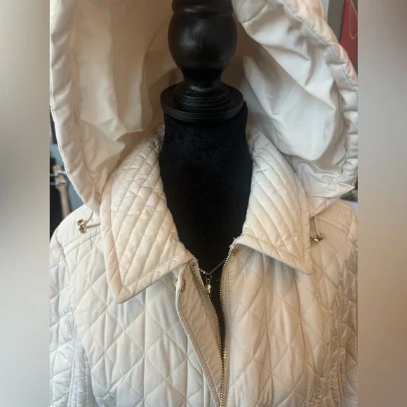 Jones New York Puffer Jacket - Picture 3 of 6